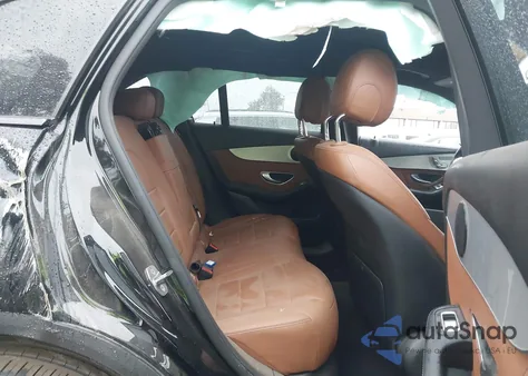 2021 Mercedes-Benz Glc 300 Suv z USA, uszkodzony, nr VIN W1N0G8DB9MV273798